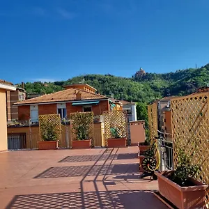 Appartamento Attico Vista San Luca, Bologna